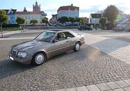 Mercedes-Benz CE 300 -24 Vollausstattung H-Zulassung