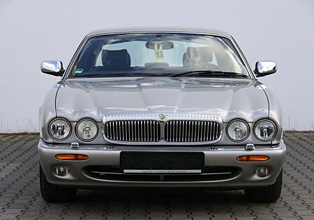 Jaguar Daimler V8 Langversion 3 Jahre Garantie