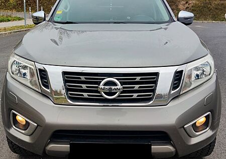 Nissan Navara NP300 Double Cab 4x4 /2.3dCi/AHK