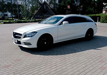 Mercedes-Benz CLS 500 Shooting Brake V8 BiTurbo 511PS 840NM