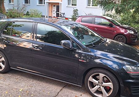 VW Golf Volkswagen 2.0 TSI DSG BMT GTI GTI
