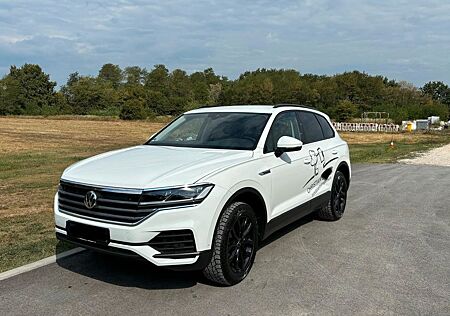 VW Touareg Volkswagen 3.0 V6 TDI SCR 170kW 4MOT DRIVE Tipt...