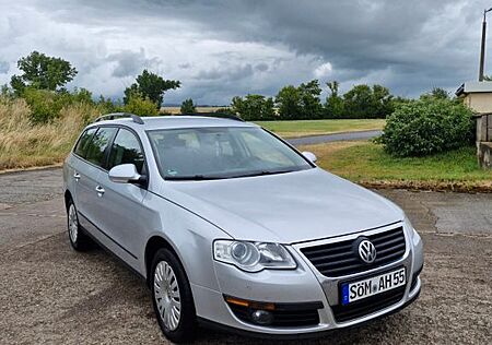 VW Passat Variant Volkswagen 2.0 TDI DSG TÜV 04/2026
