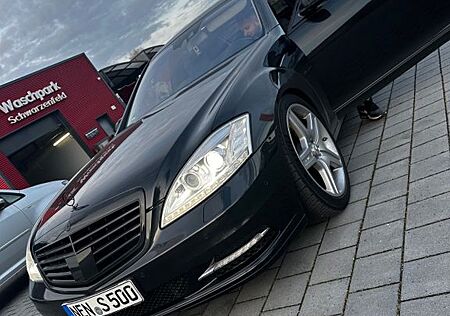 Mercedes-Benz S 500 4MATIC BlueEFFICIENCY L -