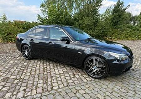 BMW 525d A -