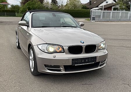 BMW 120i 1 Cabrio /Xenon/Leder/Alufelgen/Klimaaut.