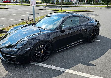 Porsche 992 Carrera S Coupé / Sport Design / Matrix LED