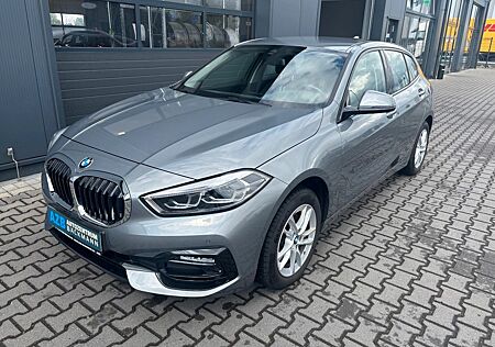 BMW 118i Sport Line LED PDC DAB LENKHZ HIFI NAVI 18"
