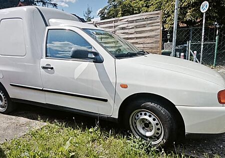 VW Caddy Volkswagen