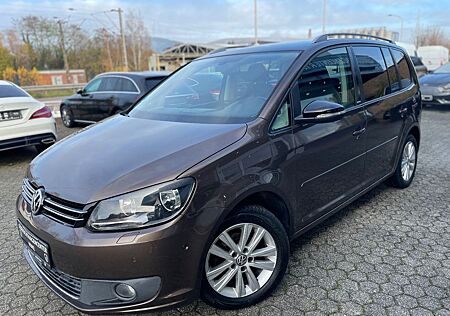 VW Touran Volkswagen 1.6 TDI Style BlueMot.Tech. AHK/NAVI/SHZ