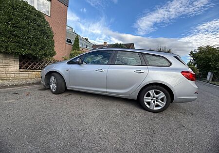 Opel Astra Sports Tourer 1.7 CDTI TÜV 03/27