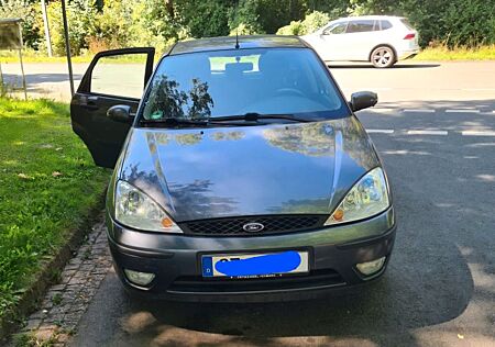 Ford Focus 1.6 -