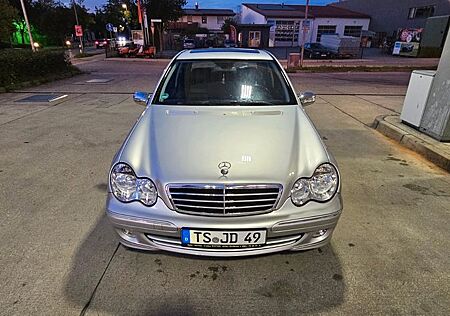 Mercedes-Benz C 200 203 KOMPRESSOR AVANTGARDE AMG Fahrwerk