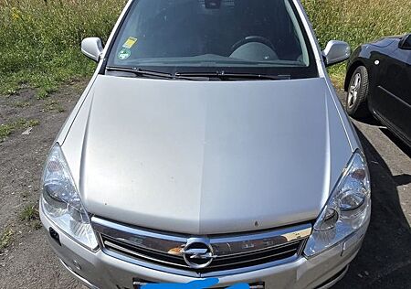 Opel Astra Caravan 1.9 *TÜV NEU* CDTI Edition 88kW