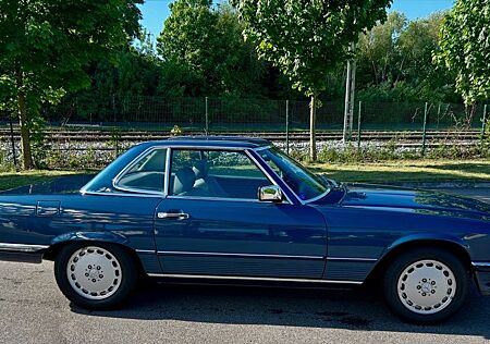 Mercedes-Benz SL 300 - gepflegter Zustand