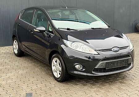 Ford Fiesta Titanium *Klima*Sitzheizung*TÜVNeu*