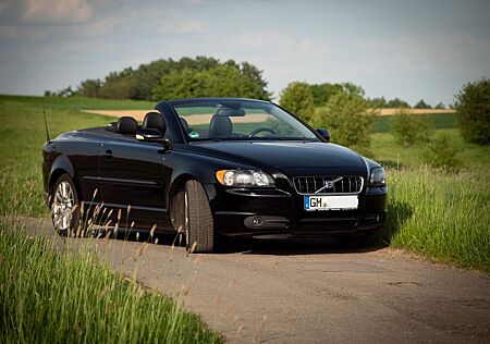 Volvo C70 2.4i Summum Cabrio - sehr gepflegt