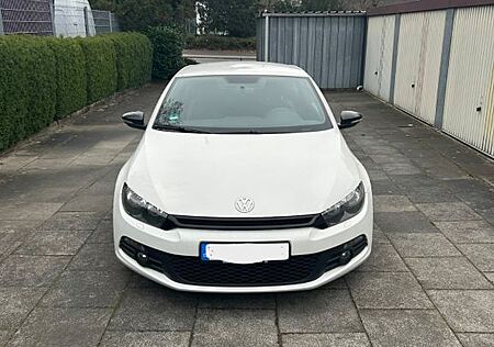 VW Scirocco Volkswagen 2.0 TSI Standard