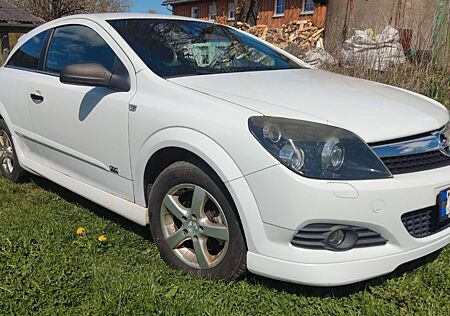 Opel Astra GTC 1.8 OPC Sport