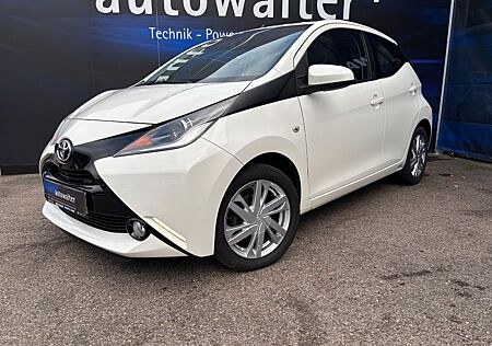 Toyota Aygo (X) Aygo -play Team D