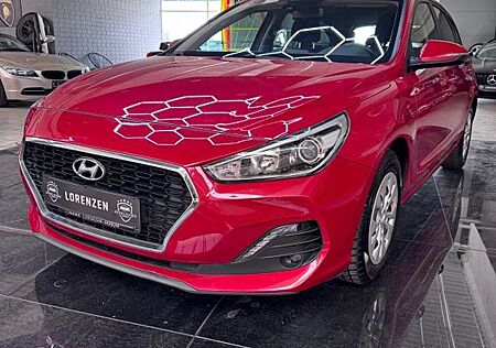 Hyundai i30 cw Navi Klima BT-Audio Sihzg Tempo USB 2.Ha