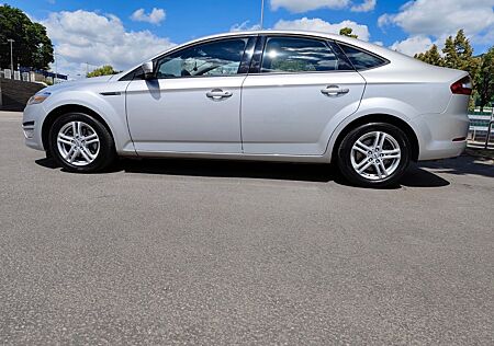 Ford Mondeo 2,0 , 145 PS, Fließheck