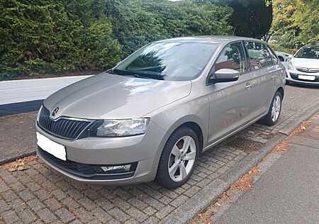 Skoda Rapid *2.Hd-Klima-PDC-ALU-6 Gang