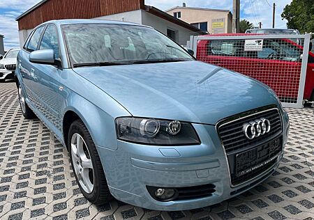 Audi A3 Sportback 1.6 FSI Ambiente*Xenon*AHK*