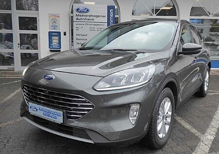 Ford Kuga Titanium,Allrad,Rückfahrkam.