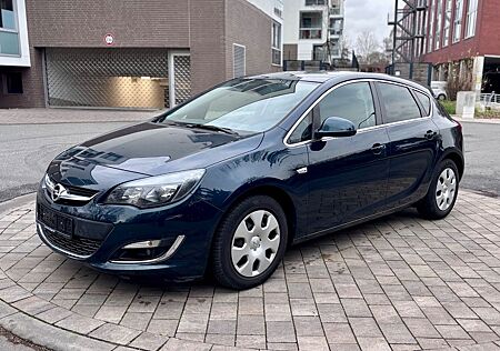 Opel Astra J Exklusiv PDC|SHZ||Navi|Scheckh.|TÜV Neu|