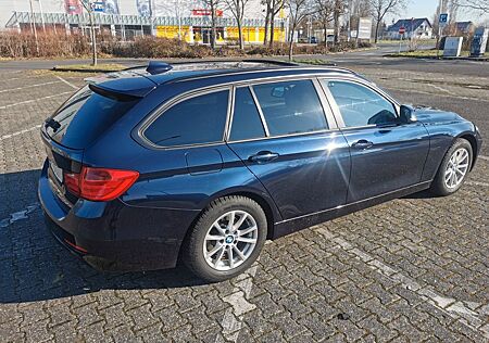 BMW 320d Touring - TÜV 2027 Xenon Panorama Navi2024