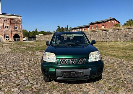 Nissan X-Trail 2,0 Klima / 4x2