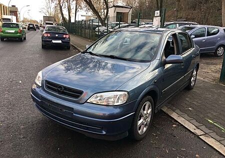 Opel Astra 1.6 Elegance Automatik Elegance