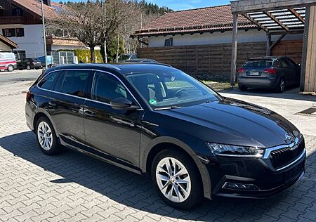 Skoda Octavia 1.0 TSI STYLE COMBI STYLE