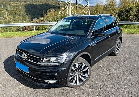 VW Tiguan Volkswagen 2.0 TSI 162kW DSG R-Line 4M AHK Pano