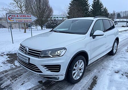 VW Touareg Volkswagen R-Line 3.0 TDI Bi-Xenon/Leder/Navi/AHZV