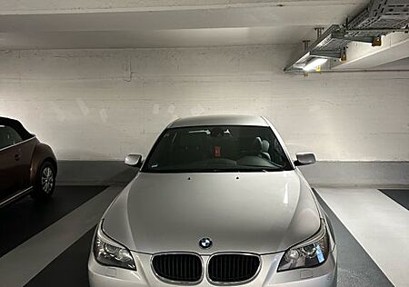 BMW 520i Edition Exclusive Edition Exclusive