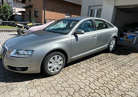 Audi A6 2.4