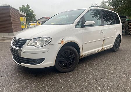VW Touran Volkswagen Trendline