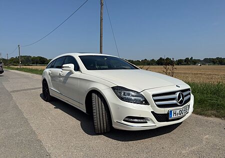 Mercedes-Benz CLS 350 Shooting Brake Mercedes CLS 350 CDI 265 PS Panoramadach TÜV neu