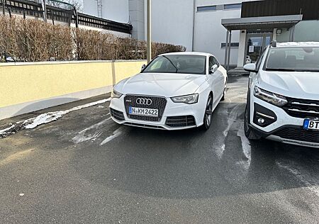 Audi RS5 4.2 FSI S tronic quattro -
