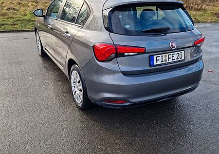 Fiat Tipo 1.4 16V EASY EASY