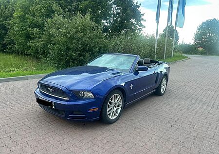Ford Mustang 3.7 Automatik V6 Cabrio Tüv Neu!