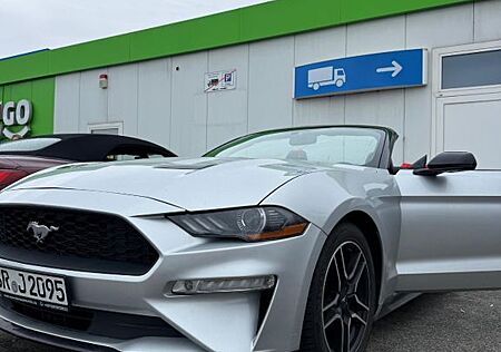 Ford Mustang 2.3 EcoBoost Auto -