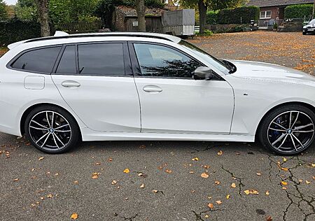 BMW M340d Touring Vollausstattung | Head-Up | AHK |