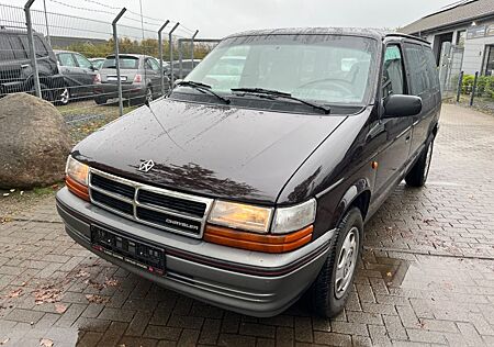 Chrysler Voyager 2.5 Oldtimer 1.Hand TÜV Neu 6-Sitze CD