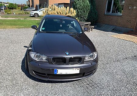 BMW 125i Coupé -
