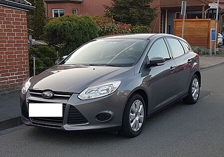 Ford Focus 1,6 Ti-VCT 77kW Ambiente Ambiente