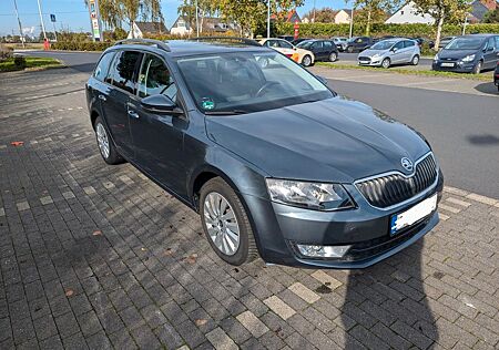 Skoda Octavia 1.4 TSI Kombi SCHECKHEFTGEPFLEGT