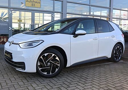 VW ID.3 Volkswagen Pro 107 kW Family Panorama ACC AHK
